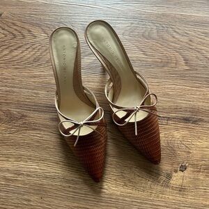 Antonio Melani Brown Women's Kitten Heels